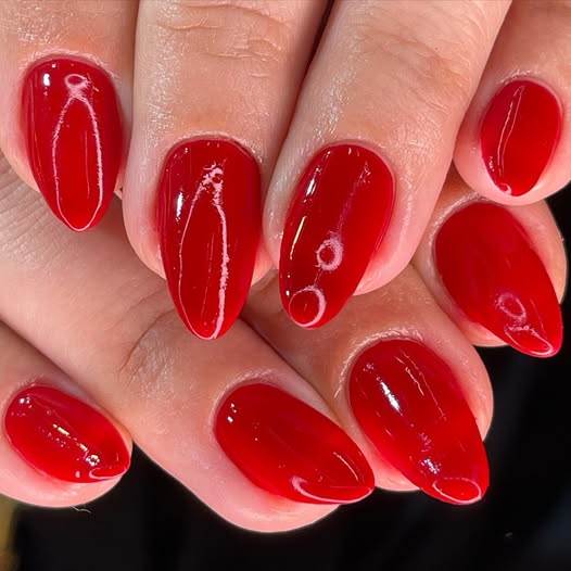 SMALTO CND VINYLUX Devil Red